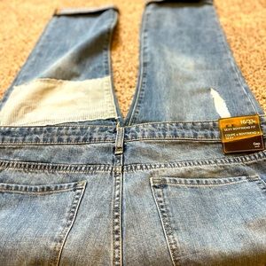 Woman’s Gap Jeans .